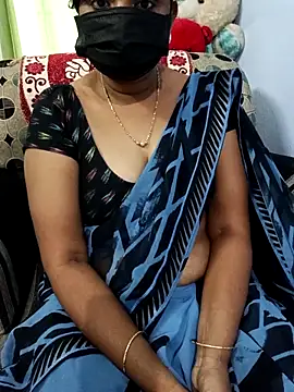 Tinarosy13 online show from March 17, 2026, 5:22 am