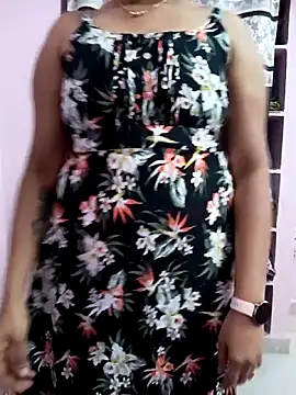 Snapshot of Ammu14399 chatting on May 2, 2026, 7:35 am Ammu14399 online show from May 2, 2026, 7:35 am