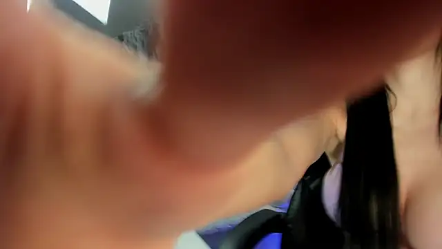 Ivy Bellee online show from February 2, 2026, 5:50 am