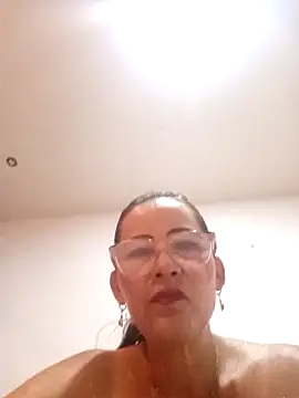 Salome 69 online show from February 6, 2026, 6:22 pm