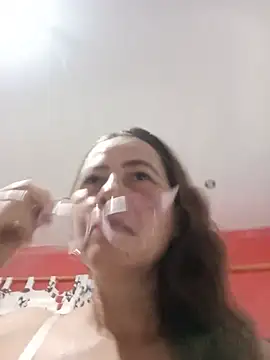 Snapshot of Salome_69 chatting on May 15, 2026, 2:24 pm Salome 69 online show from May 15, 2026, 2:24 pm