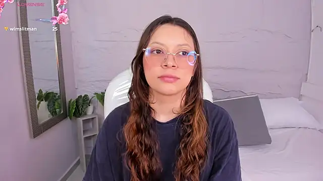 Snapshot of lanna_18_ chatting on May 21, 2026, 12:01 pm lanna 18 online show from May 21, 2026, 12:01 pm