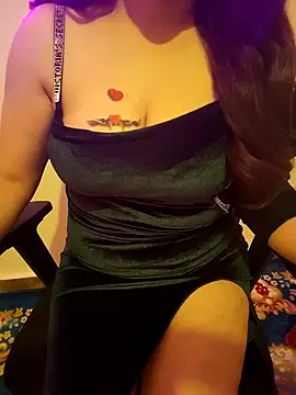 Doodqueen online show from February 6, 2026, 7:23 am