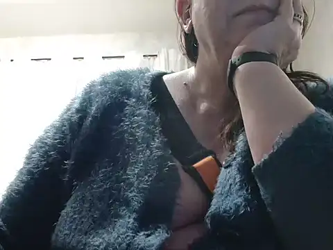 xmyriamx online show from January 31, 2026, 8:07 pm