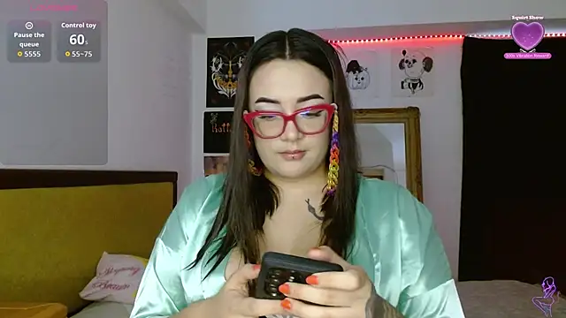 Snapshot of Nova-Satela chatting on April 15, 2026, 7:58 pm Nova-Satela online show from April 15, 2026, 7:58 pm