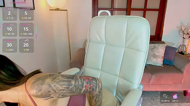 Snapshot of Alice_Price_ chatting on May 5, 2026, 4:04 pm Alice Price online show from May 5, 2026, 4:04 pm