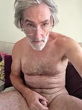Snapshot of Raring2Show23 chatting on July 6, 2026, 12:57 pm Raring2Show23 online show from July 6, 2026, 12:57 pm