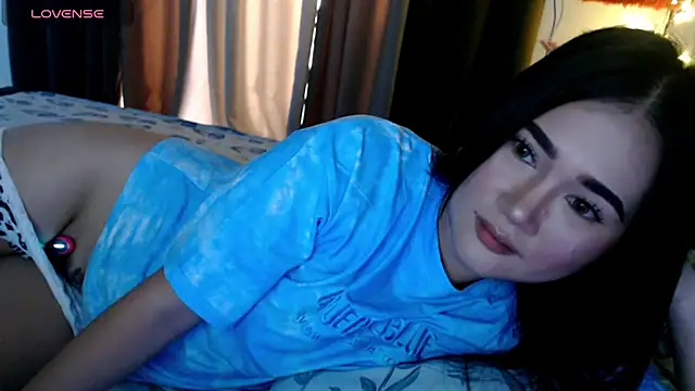 simplykhate online show from August 3, 2026, 2:43 am