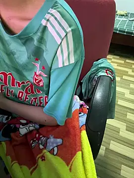 KemmDau online show from March 12, 2026, 6:03 pm