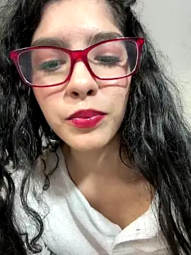 Snapshot of dani_bela chatting on January 8, 2026, 4:04 am dani bela online show from January 8, 2026, 4:04 am