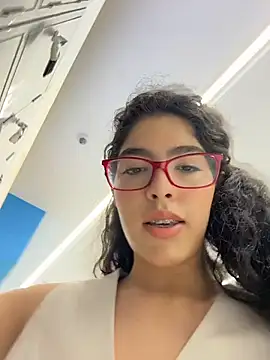 Snapshot of dani_bela chatting on February 22, 2026, 10:19 pm dani bela online show from February 22, 2026, 10:19 pm