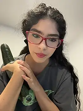 Snapshot of dani_bela chatting on March 11, 2026, 4:07 am dani bela online show from March 11, 2026, 4:07 am