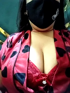 couple fun  online show from February 17, 2026, 7:09 pm