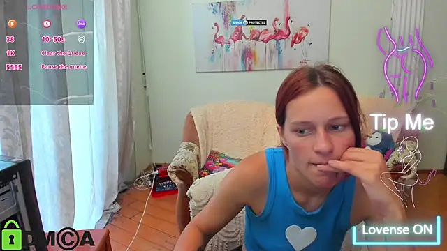 Snapshot of Lily_Viola chatting on June 30, 2026, 7:42 am Lily Viola online show from June 30, 2026, 7:42 am