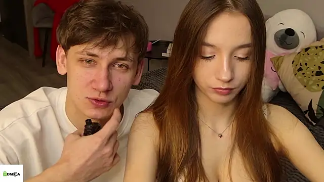 Snapshot of Candyy_Molly chatting on March 6, 2026, 5:09 pm Candyy Molly online show from March 6, 2026, 5:09 pm