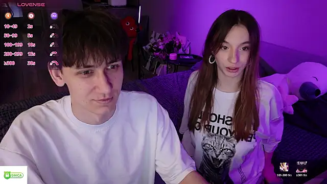 Snapshot of Candyy_Molly chatting on March 17, 2026, 2:38 am Candyy Molly online show from March 17, 2026, 2:38 am