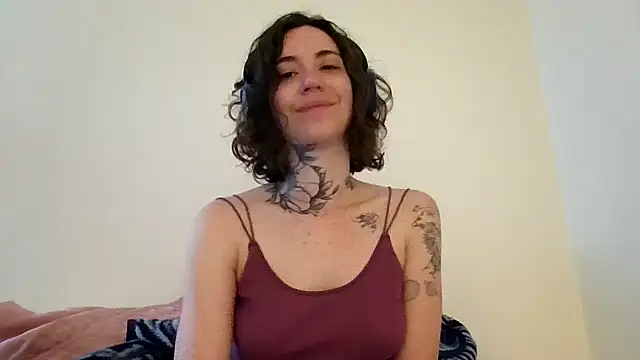 Dirty Pink online show from March 16, 2026, 9:57 am