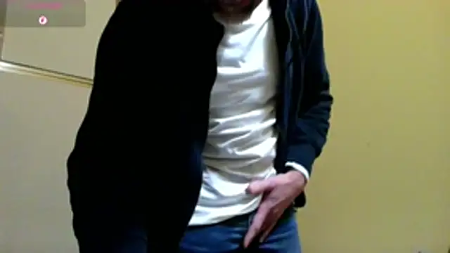 Ele7b5 online show from January 6, 2026, 9:39 pm