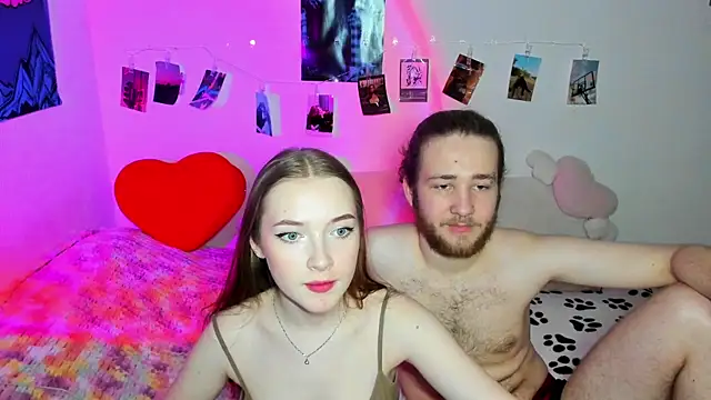 swiity room  online show from January 15, 2026, 4:22 pm