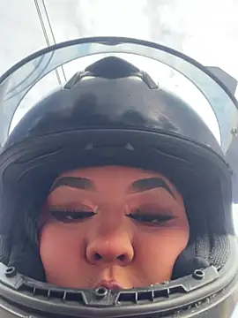 Isabella Belmont online show from January 13, 2026, 8:14 pm