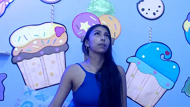 skinnysexzara18 online show from February 21, 2026, 2:45 am