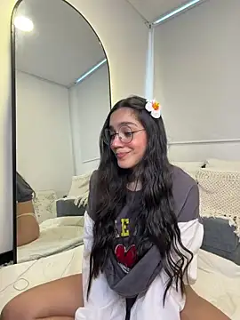 EVA WILD1 online show from March 12, 2026, 9:10 pm