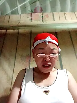 Agnes-baby online show from April 22, 2026, 10:33 pm