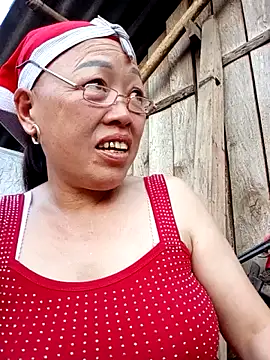 Snapshot of Agnes-baby chatting on May 17, 2026, 10:44 am Agnes-baby online show from May 17, 2026, 10:44 am