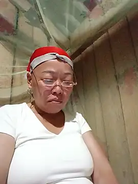 Snapshot of Agnes-baby chatting on May 23, 2026, 1:26 pm Agnes-baby online show from May 23, 2026, 1:26 pm