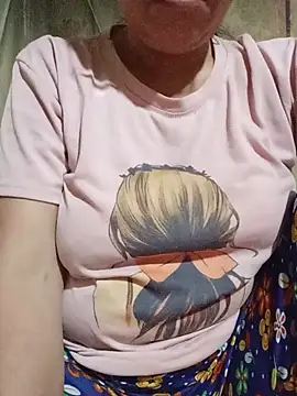 Snapshot of Agnes-baby chatting on June 5, 2026, 10:26 pm Agnes-baby online show from June 5, 2026, 10:26 pm