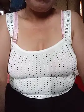 Snapshot of Agnes-baby chatting on June 11, 2026, 2:53 am Agnes-baby online show from June 11, 2026, 2:53 am