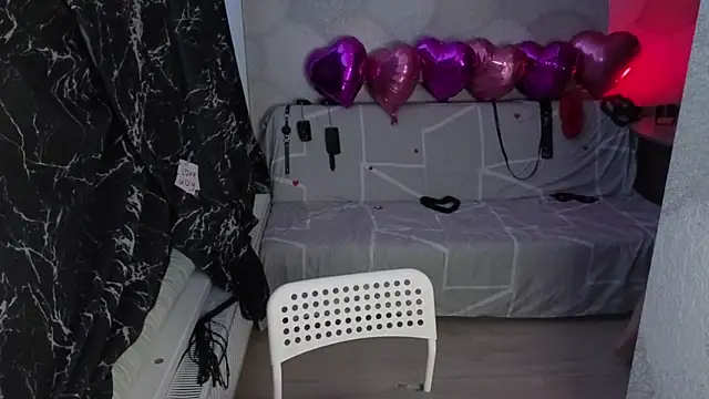 Snapshot of Mistress-Stella chatting on February 15, 2026, 11:41 am Mistress-Stella online show from February 15, 2026, 11:41 am