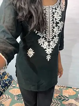 HotxAnamika online show from March 17, 2026, 3:22 am