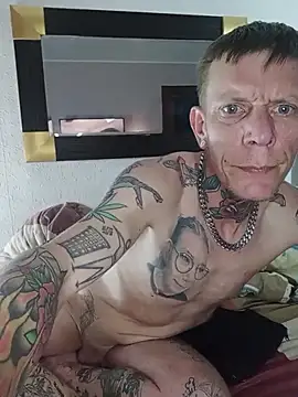 Der Schoene Penis online show from April 26, 2026, 7:44 pm