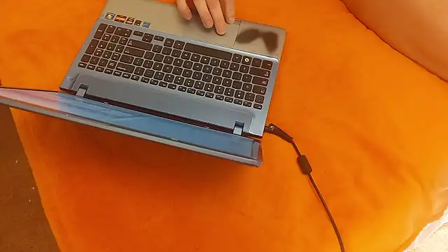 Spatgirl online show from February 6, 2026, 7:28 pm