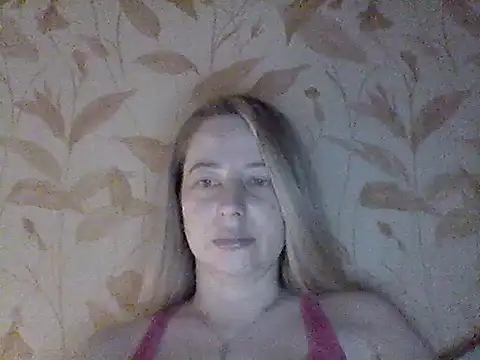 Miralisse online show from March 18, 2026, 7:28 pm