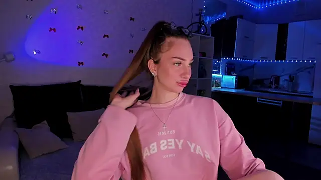 LababyAlice online show from January 16, 2026, 5:44 am