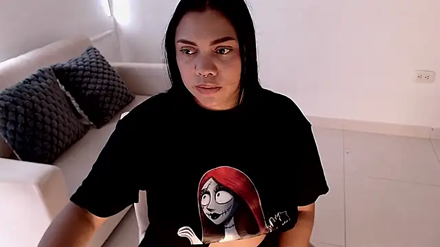 isabelateran online show from May 22, 2026, 6:02 pm