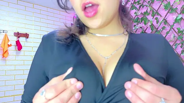 millybell303av online show from March 9, 2026, 3:27 pm