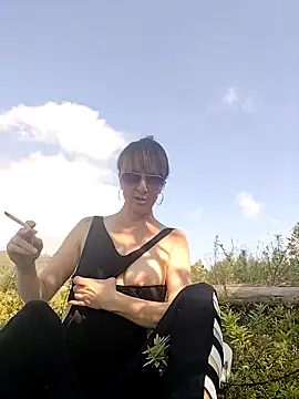 Snapshot of IVANNAFOXvh chatting on February 28, 2026, 2:07 pm IVANNAFOXvh online show from February 28, 2026, 2:07 pm