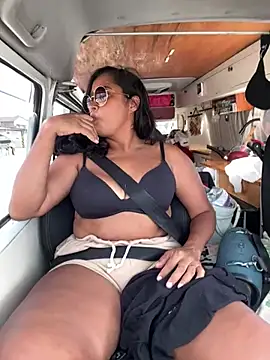 Marinomade online show from January 18, 2026, 5:17 pm