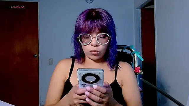 Snapshot of Princess_Venus chatting on May 19, 2026, 5:25 am Princess Venus online show from May 19, 2026, 5:25 am
