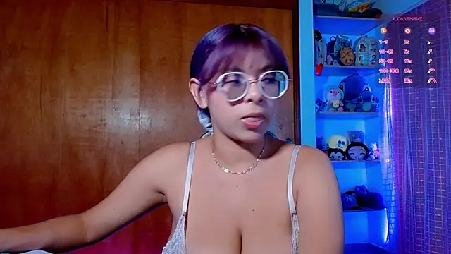 Snapshot of Princess_Venus chatting on May 27, 2026, 6:32 am Princess Venus online show from May 27, 2026, 6:32 am