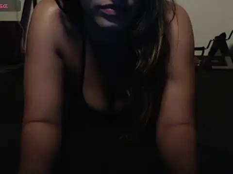 Snapshot of Millycamfit chatting on January 13, 2026, 6:40 am Millycamfit online show from January 13, 2026, 6:40 am
