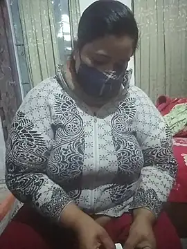 momo loves online show from February 12, 2026, 4:02 pm