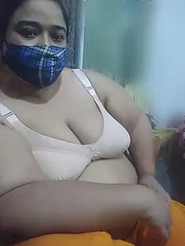 momo loves online show from June 11, 2026, 3:04 am