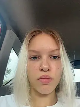 AshleyMur online show from June 11, 2026, 5:27 am