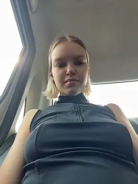 AshleyMur online show from June 14, 2026, 6:48 am