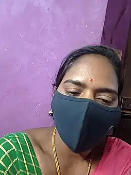 Tamil Hot Divya online show from February 7, 2026, 1:20 am