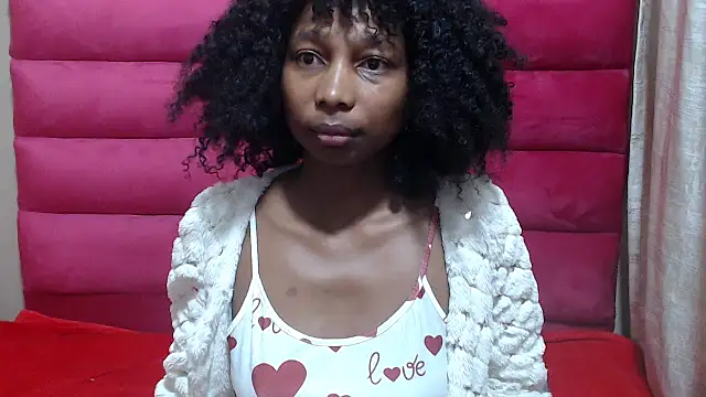 Snapshot of ExtraDoll chatting on June 10, 2026, 6:12 am ExtraDoll online show from June 10, 2026, 6:12 am